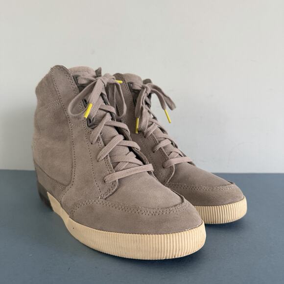 Sorel Out 'N About Dove Grey Quarry Waterproof Wedge Boots - Picture 2 of 10